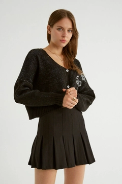 Hurtowa modelka nosi 1739 - Black Cardigan, turecka hurtownia Sweter rozpinany firmy Robin