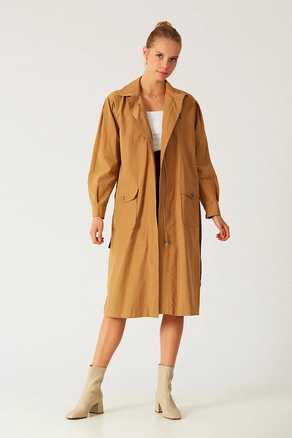 A model wears 3266 - Camel Topcoat, wholesale Overcoat of Robin to display at Lonca