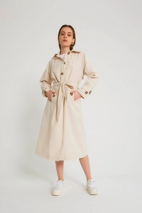 A model wears 3494 - Stone Trenchcoat, wholesale Trenchcoat of Robin to display at Lonca