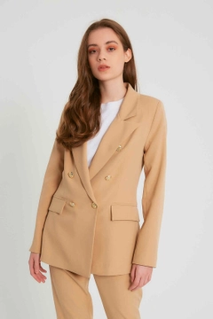 A wholesale clothing model wears 3592 - Light Camel Jacket, Turkish wholesale Jacket of Robin