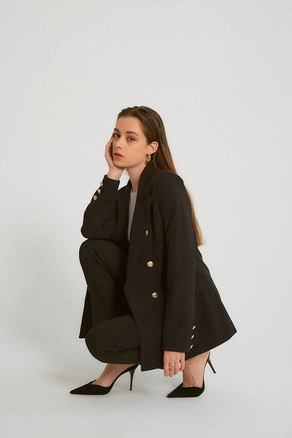 A model wears 3690 - Black Jacket, wholesale undefined of Robin to display at Lonca