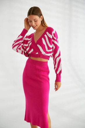 A model wears 26281 - Suit - Fuchsia And Ecru, wholesale Suit of Robin to display at Lonca