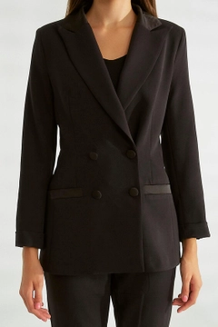 Een kledingmodel uit de groothandel draagt 26413 - Jacket - Black, Turkse groothandel Jasje van Robin
