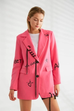Ein Bekleidungsmodell aus dem Großhandel trägt 20188 - Jacket - Fuchsia, türkischer Großhandel Jacke von Robin