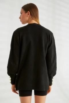 Модель оптовой продажи одежды носит 20297 - Knitwear Cardigan - Black, турецкий оптовый товар Кардиган от Robin.