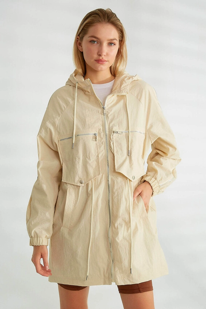 A wholesale clothing model wears 21323 - Trenchcoat - Stone, Turkish wholesale Trenchcoat of Robin