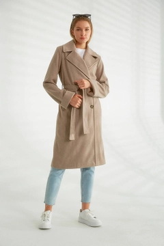 Hurtowa modelka nosi 21350 - Coat - Mink, turecka hurtownia Płaszcz firmy Robin