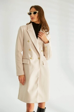 Модель оптовой продажи одежды носит 35652 - Coat - Stone, турецкий оптовый товар Пальто от Robin.