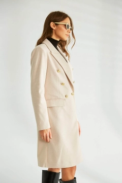 Модель оптовой продажи одежды носит 35652 - Coat - Stone, турецкий оптовый товар Пальто от Robin.