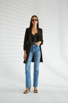 Ein Bekleidungsmodell aus dem Großhandel trägt 30129 - Jacket - Black, türkischer Großhandel Jacke von Robin