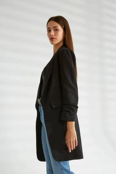 Een kledingmodel uit de groothandel draagt 30129 - Jacket - Black, Turkse groothandel Jasje van Robin