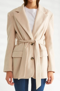 Ein Bekleidungsmodell aus dem Großhandel trägt 30139 - Jacket - Stone, türkischer Großhandel Jacke von Robin