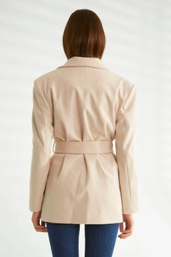 Модель оптовой продажи одежды носит 30139 - Jacket - Stone, турецкий оптовый товар Куртка от Robin.