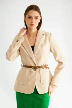 Ein Bekleidungsmodell aus dem Großhandel trägt 32098 - Jacket - Stone, türkischer Großhandel Jacke von Robin