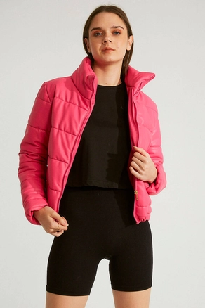 A model wears 32105 - Coat - Fuchsia, wholesale undefined of Robin to display at Lonca
