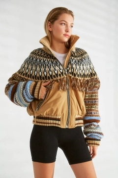 A wholesale clothing model wears 32125 - Coat - Camel, Turkish wholesale Coat of Robin