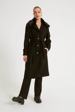 A wholesale clothing model wears 32127 - Overcoat - Black, Turkish wholesale Coat of Robin