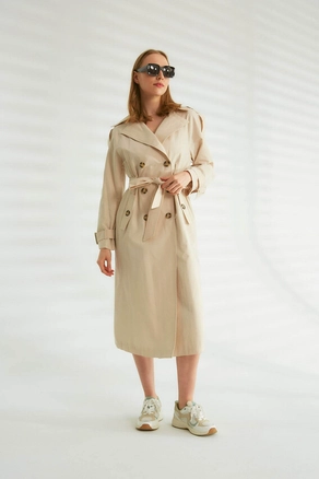 A model wears 44346 - Trench Coat - Stone Color, wholesale Trenchcoat of Robin to display at Lonca