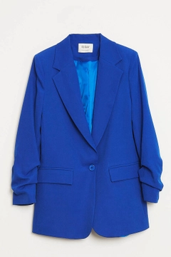 Una modella di abbigliamento all'ingrosso indossa 44365 - Jacket - Saks, vendita all'ingrosso turca di Giacca di Robin