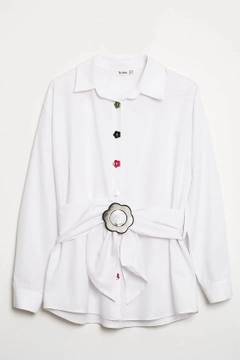 Veleprodajni model oblačil nosi 44570 - Shirt - White, turška veleprodaja Majica od Robin