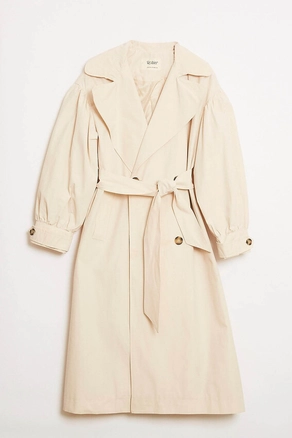 A model wears ROB10081 - Trench Coat - Stone Color, wholesale Trenchcoat of Robin to display at Lonca