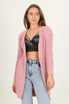 A wholesale clothing model wears 35172 - Cardigan - Powder Pink, Turkish wholesale Cardigan of Mode Roy