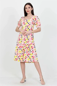 A wholesale clothing model wears 35719 - Mix Color Dress - Yellow, Turkish wholesale Dress of Mode Roy