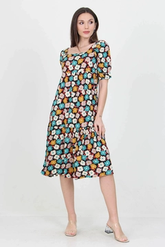 Ένα μοντέλο χονδρικής πώλησης ρούχων φοράει 35759 - Mix Color Dress - Turquoise, τούρκικο Φόρεμα χονδρικής πώλησης από Mode Roy