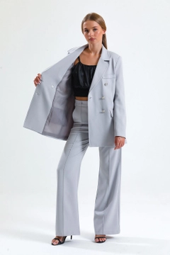A wholesale clothing model wears sns10821-lined-hürrem-fabric-oversize-blazer-jacket-gray, Turkish wholesale Jacket of SENSE