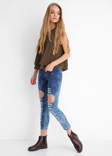 A wholesale clothing model wears  Sense Indigo Zippered Buttoned Jeans With Back Pocket
, Turkish wholesale Jeans of SENSE