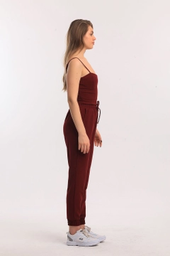 A wholesale clothing model wears sns10867-sense-claret-red-pocketed-scuba-crepe-trousers-pnt33884, Turkish wholesale Pants of SENSE