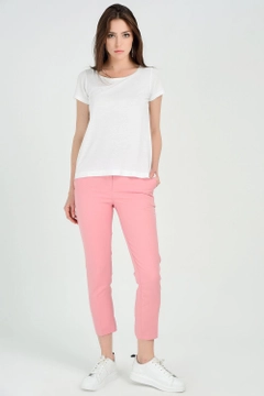 A wholesale clothing model wears sns10876-ankle-fabric-trousers-pink, Turkish wholesale Pants of SENSE