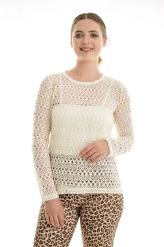 A wholesale clothing model wears sns11121-lace-blouse-ecru, Turkish wholesale Blouse of SENSE