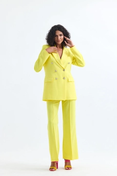 A wholesale clothing model wears sns10932-sense-yellow-women's-suit-jacket-and-trousers, Turkish wholesale Suit of SENSE
