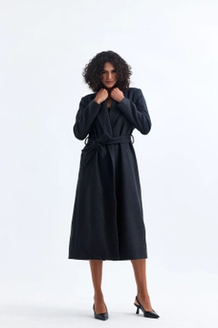 Модель оптовой продажи одежды носит sns10937-sense-anthracite-slit-detailed-belted-long-cuff-coat, турецкий оптовый товар Пальто от SENSE.