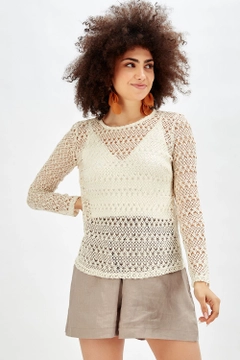 A wholesale clothing model wears sns10976-sense-cream-lace-blouse, Turkish wholesale Blouse of SENSE