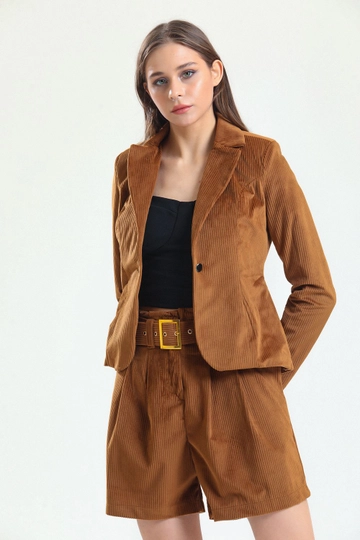 A wholesale clothing model wears  Sense Tan Front Single Button Sleeve Cuffs Double Button Velvet Jacket
, Turkish wholesale Jacket of SENSE