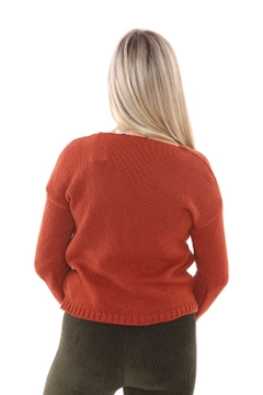 A wholesale clothing model wears sns11056-crew-neck-cotton-acrylic-sweater-tile, Turkish wholesale Sweater of SENSE