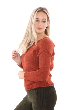 A wholesale clothing model wears sns11056-crew-neck-cotton-acrylic-sweater-tile, Turkish wholesale Sweater of SENSE