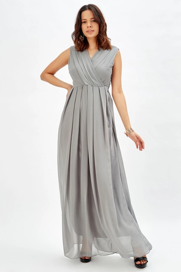 Модел на дрехи на едро носи  Дълга Шифонена Рокля - Тъмно Сива
, турски едро рокля на SENSE