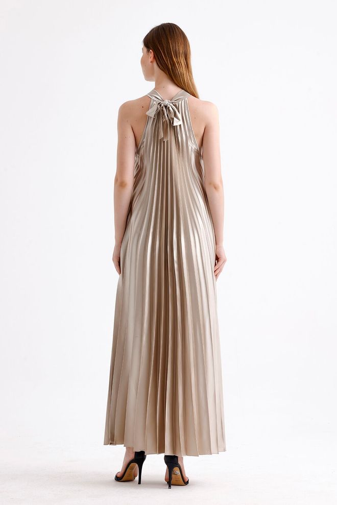 SENSE „Sense“ Smėlio Spalvos Satino Suknelė Be Rankovių Su Klostuotu Kaklu Su Skaitmeniniu Raštu Didmeninė prekyba drabužiais Išleistuvės