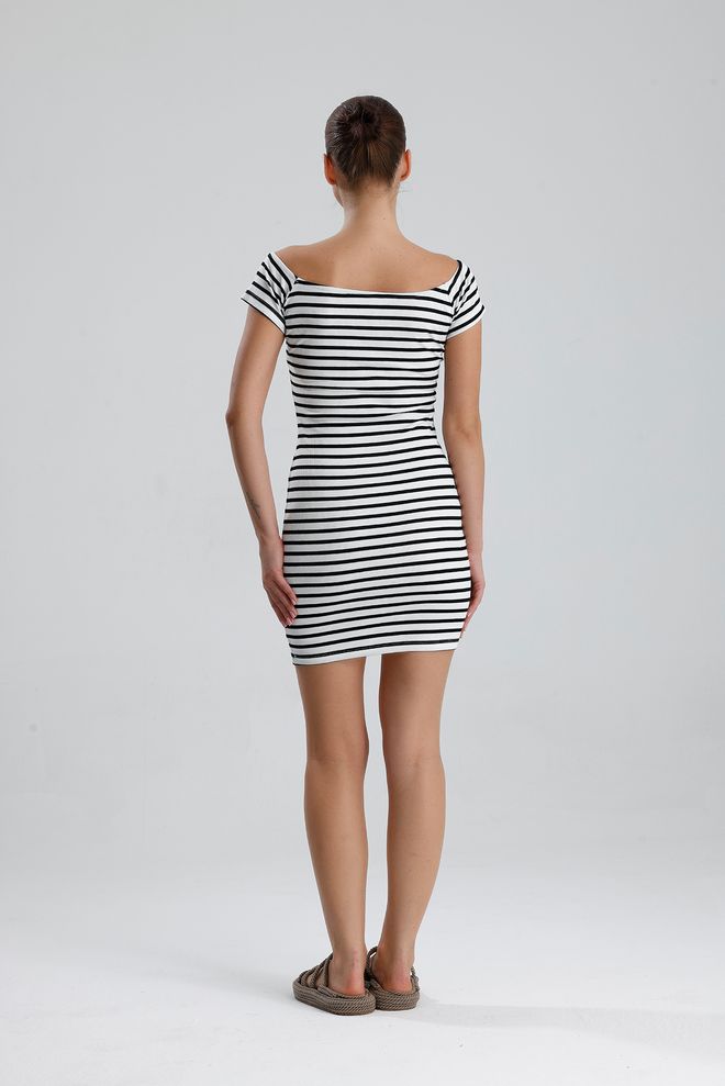 SENSE Черна Райета Бодикон Мини Рокля С Лодка Деколте Дрехи на едро Секси