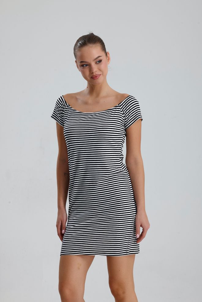 SENSE Черна Райе Бодикон Мини Рокля С Лодка Деколте Black Striped Bodycon Mini Dress With Boat Neck Дрехи на едро Свободно време