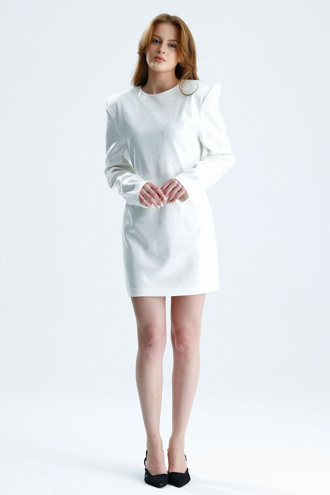 SENSE Elegancka Biała Mini Sukienka Ołówkowa Z Długim Rękawem Hurtowa sprzedaż odzieży Seksowny