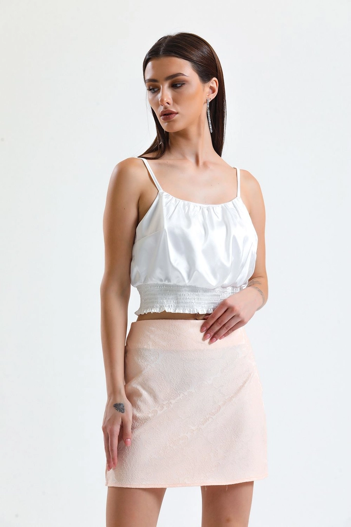 A wholesale clothing model wears sns10175-powder-jacquard-mini-skirt_etk32609, Turkish wholesale Skirt of SENSE