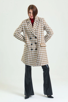 Un mannequin de vêtements en gros porte sns10349-gray-brown-houndstooth-6-button-lined-cashmere-coat, Manteau en gros de SENSE en provenance de Turquie