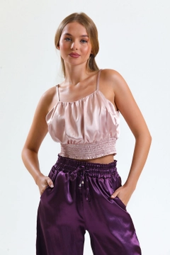A wholesale clothing model wears sns10389-powder-gippe-printed-satin-blouse, Turkish wholesale Bustier of SENSE