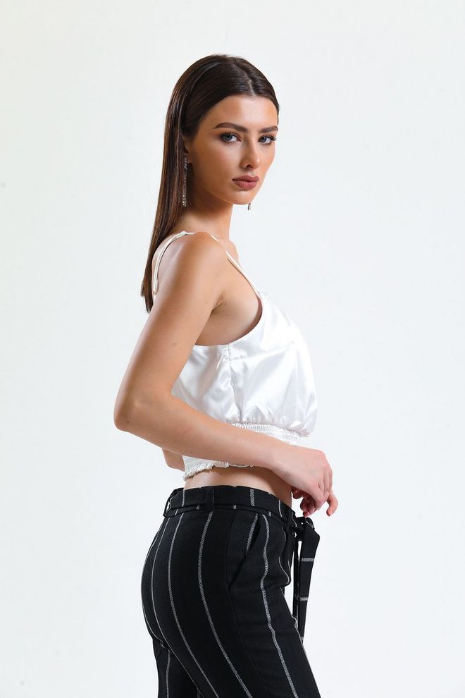 SENSE Camicetta in raso stampato bianca con bordino Abbigliamento all'ingrosso Primavera