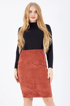 A wholesale clothing model wears sns10303-brick-red-long-velvet-skirt-with-hidden-zipper, Turkish wholesale Skirt of SENSE