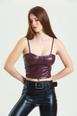 A wholesale clothing model wears sns10753-sense-claret-red-faux-leather-gloves-zippered-plus-size-bustier, Turkish wholesale  of 